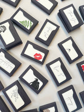 Load image into Gallery viewer, Red Heart Tiny Note Box