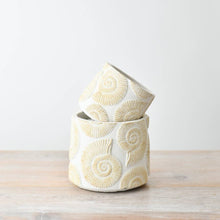 Load image into Gallery viewer, Small Sea Shell Planter, 12cm