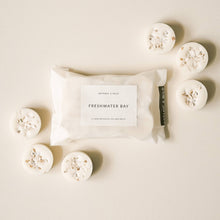 Load image into Gallery viewer, FRESHWATER BAY Soy Wax Melts