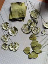 Load image into Gallery viewer, Floragami Potted Cyclamen Workshop