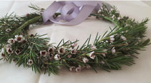 Load image into Gallery viewer, Floral Crown
