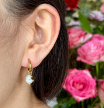 Load image into Gallery viewer, 18ct Gold Plated Fresh Water Pearl Gold Star Huggie Earrings
